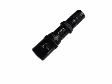 世達(dá)工具90747 高性能調(diào)焦強(qiáng)光充電式手電筒