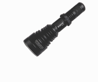 世達(dá)工具90748 高性能遠(yuǎn)射強(qiáng)光充電式手電筒